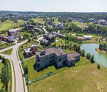 Продается дом на берегу озера