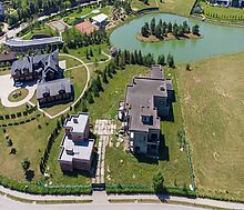 Продается дом на берегу озера