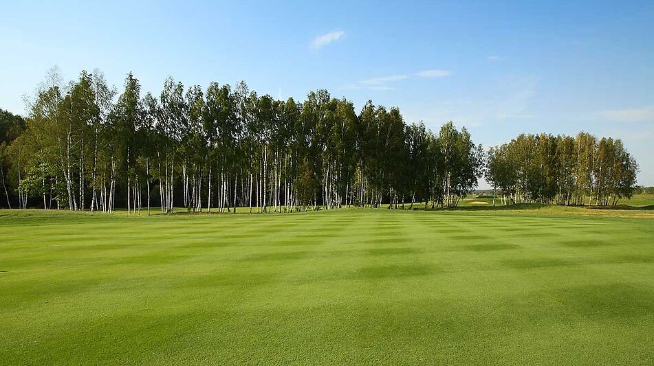 Продается дом на берегу озера