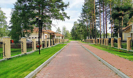 Дом под отделку в поселке Дубрава