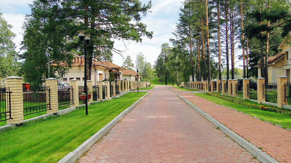 Дом под отделку в поселке Дубрава