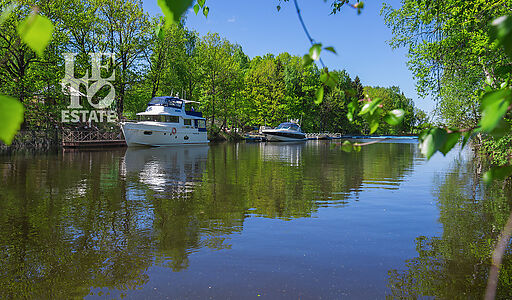 Дом под отделку в поселке Дубрава