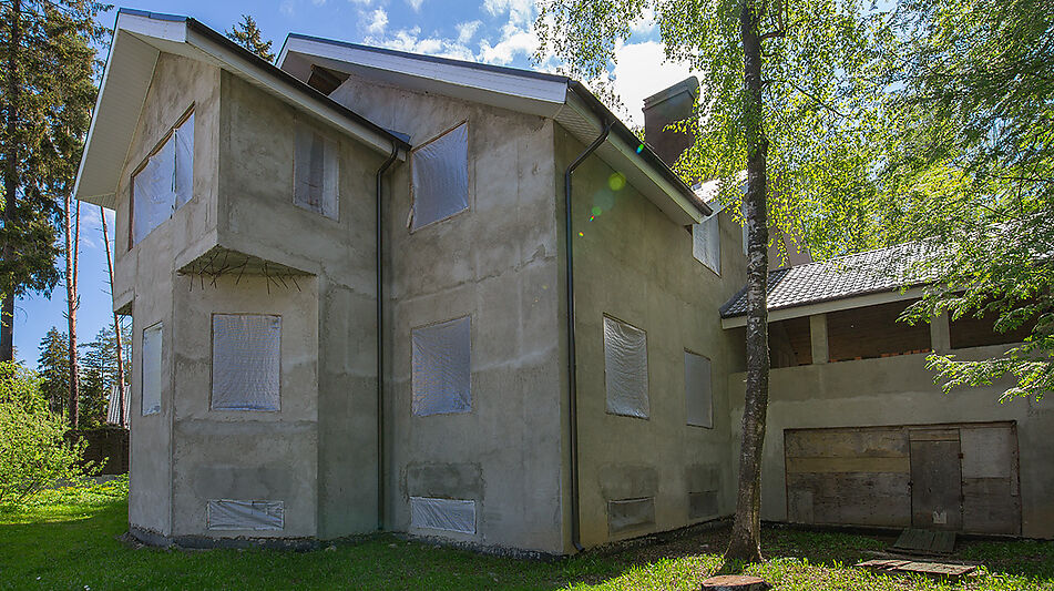 Дом под отделку в поселке Дубрава