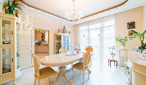 Дом в поселке Троицкое