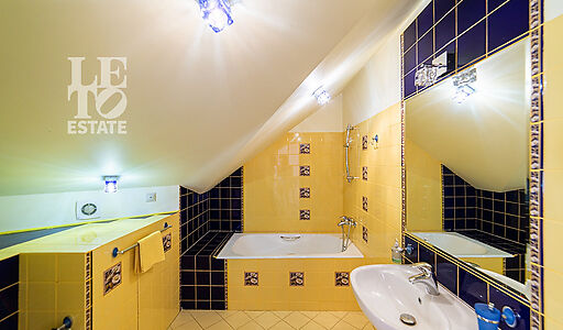 Дом в поселке Троицкое