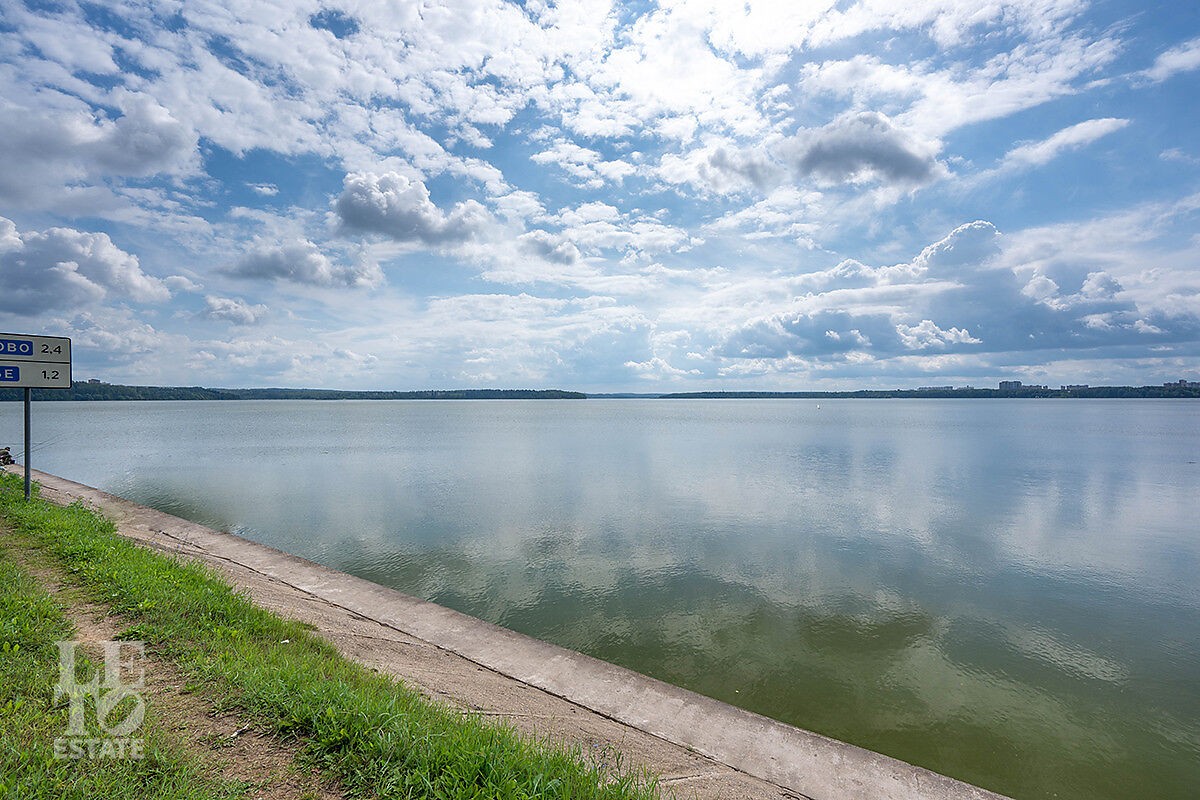 Поселок Загорье в 15 км от МКАД, Рублёво-Успенское шоссе - продажа домов и  участков