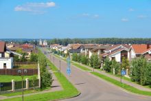 Вилла на берегу в поселке Пестово