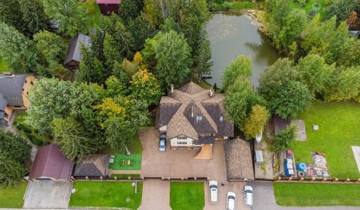 Гранат (Лупаново)