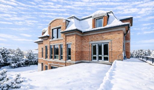 Дом под отделку в Ренессанс парк