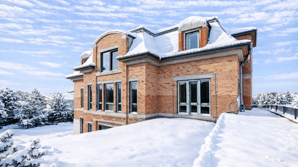 Дом под отделку в Ренессанс парк