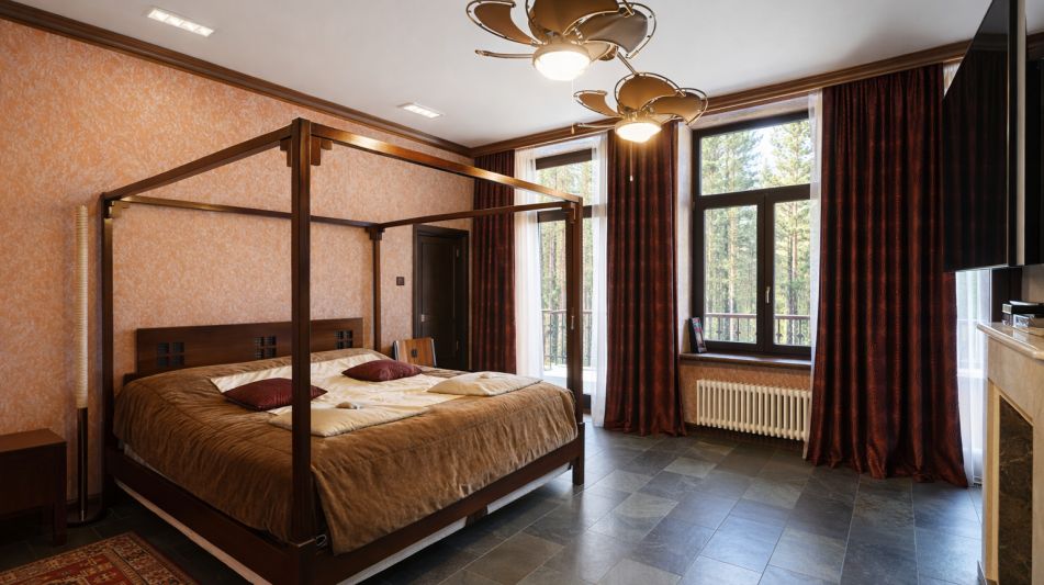 Дом у береговой линии в КП Речное