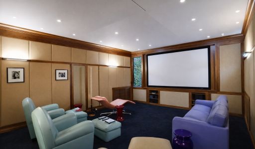 Дом у береговой линии в КП Речное