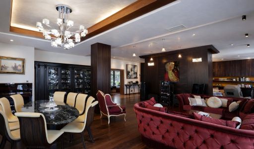 Дом у береговой линии в КП Речное