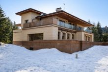 Дом у береговой линии в КП Речное