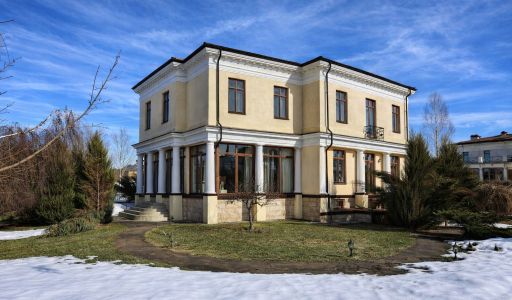 Дом в аренду в КП Монолит