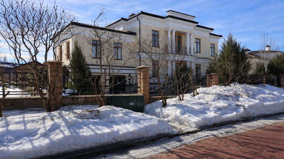 Дом в аренду в КП Монолит