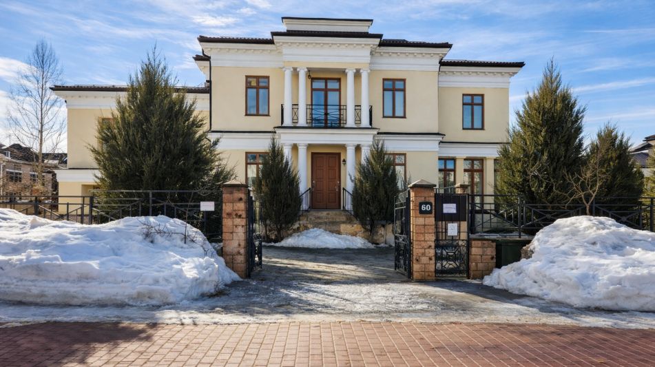 Дом в аренду в КП Монолит