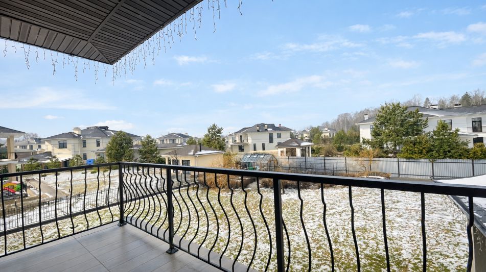 Современный дом в КП Лион