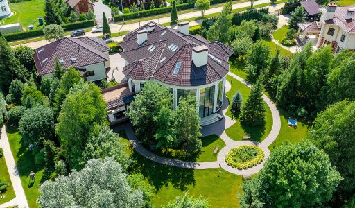 Особняк в КП Монтевиль