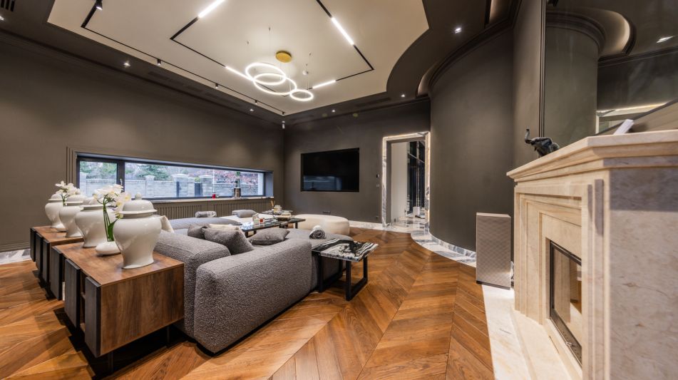 Резиденция в НПИЗ Речное