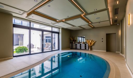 Резиденция в НПИЗ Речное