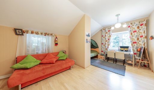 Дом с бассейном в Новогорске