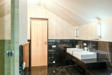 Дом с бассейном в Новогорске