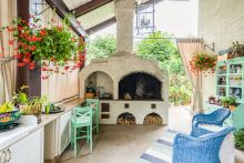 Дом с бассейном в Новогорске