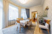 Дом с бассейном в Новогорске