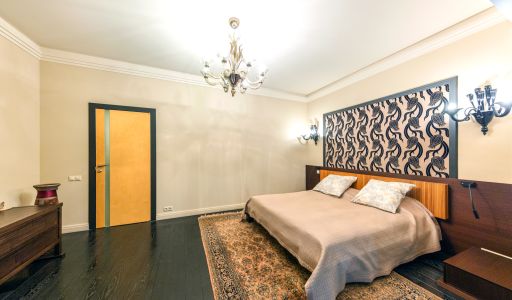 Дом с бассейном в Новогорске