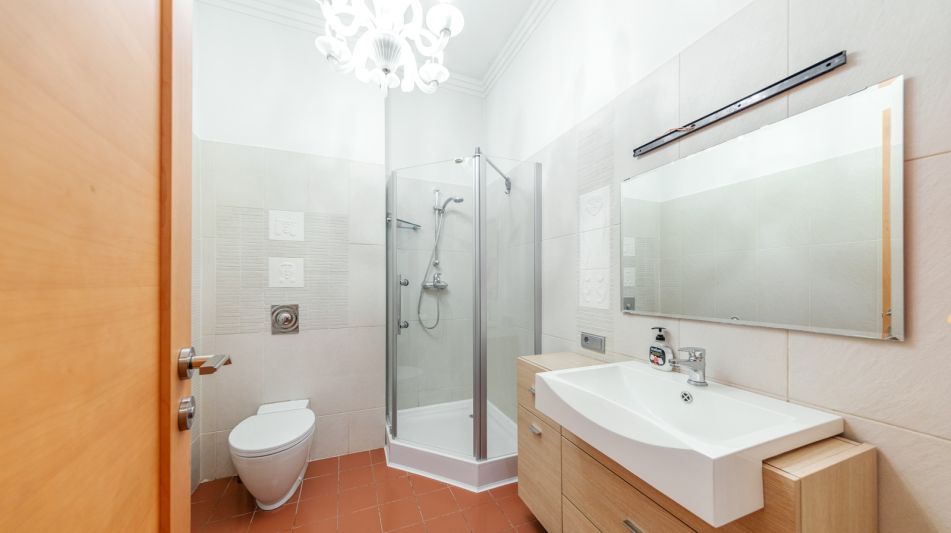 Дом с бассейном в Новогорске