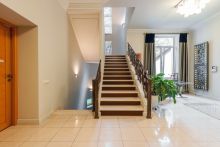 Дом с бассейном в Новогорске