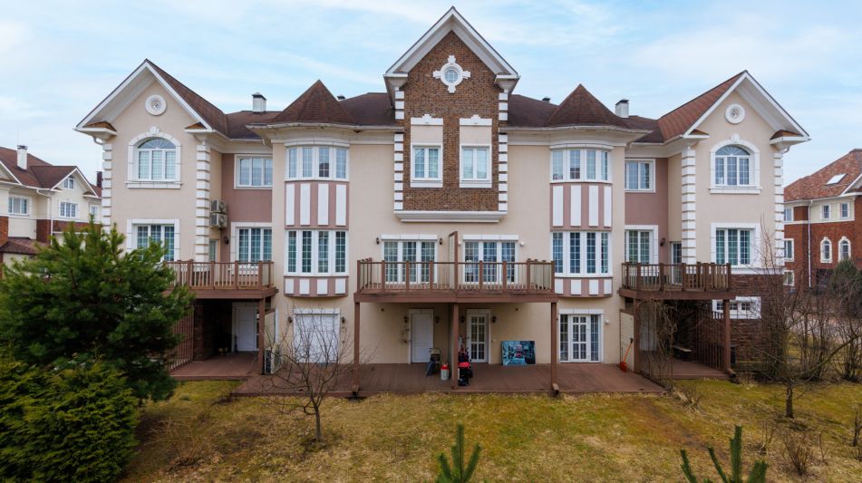 Готовый таунхауса в КП Онегино