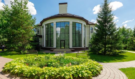 Особняк в КП Монтевиль