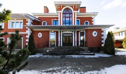 Дом в аренду в КП Крона