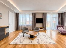 Дом с бассейном в КП Гринфилд