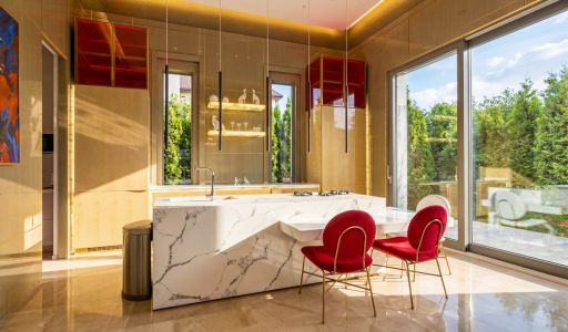 Стильный дом в КП Усово Плюс