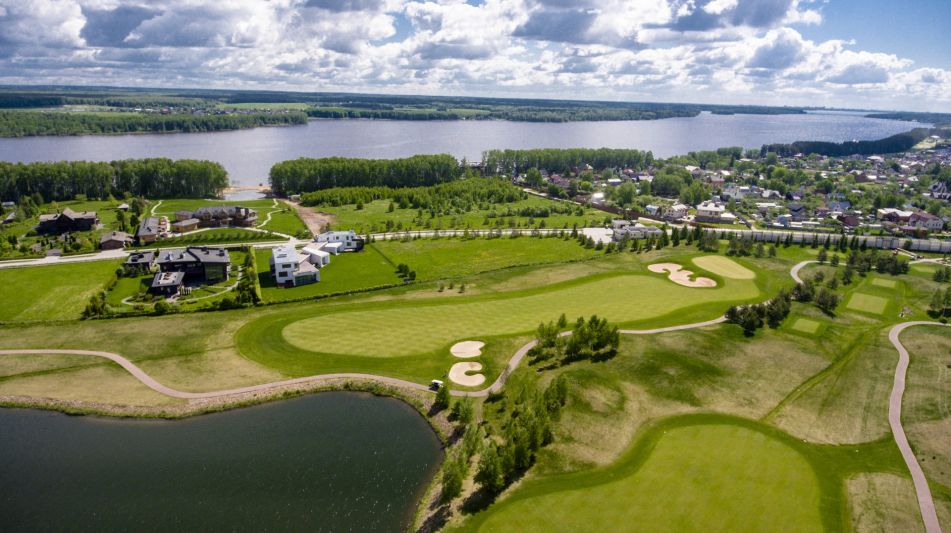 Дом в поселке Гольф-клуб Пестово