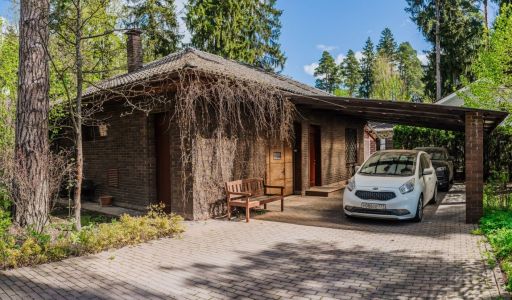 Дом в стиле Райта в КП Поречье