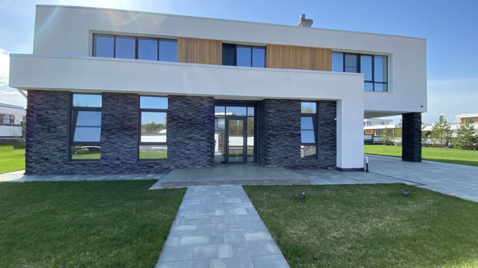 Современный дом в КП Райт Вилладж