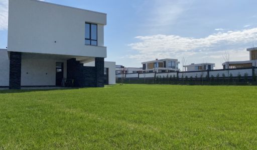 Современный дом в КП Райт Вилладж