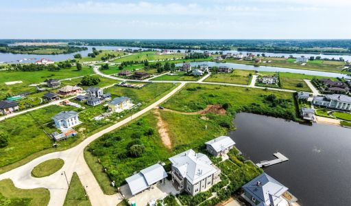 Участок у воды в КП Екатериновка