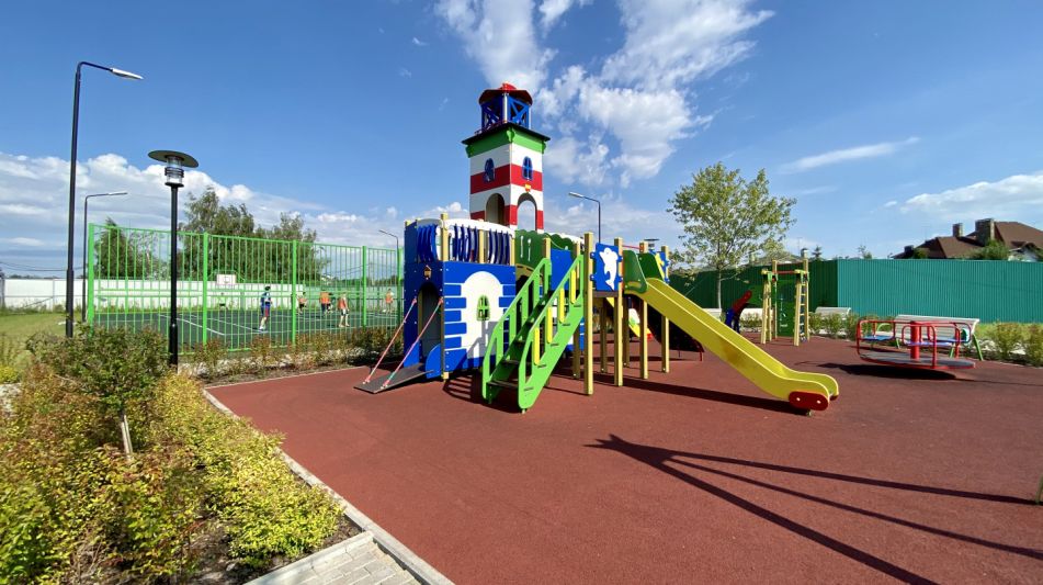 Дом без отделки в КП Британика