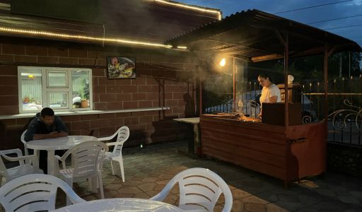 Здание с участком в ПГТ Снегири