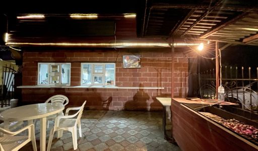 Здание с участком в ПГТ Снегири