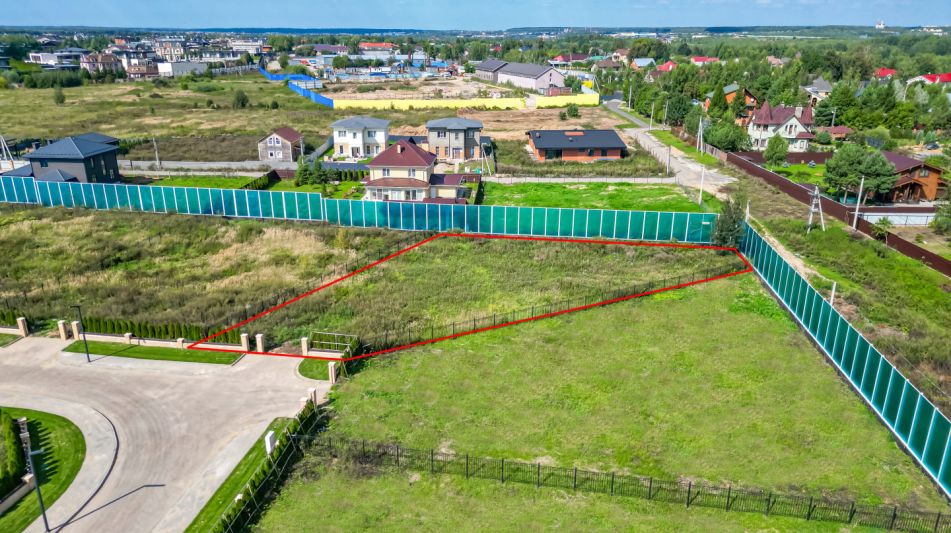 Участок в КП Миллениум Парк