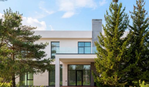 Вилла из мрамора в Николо-Урюпино