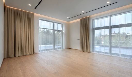 Вилла из мрамора в Николо-Урюпино