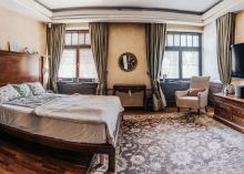 Дом в стиле Райта в КП Поречье