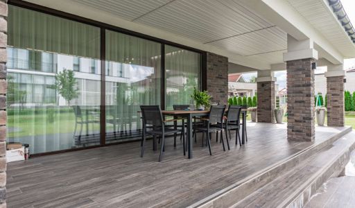 Дом в стиле Райта в Новорижском